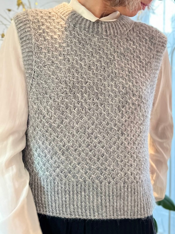GLORIA VEST (O-neck) - Adorable knits
