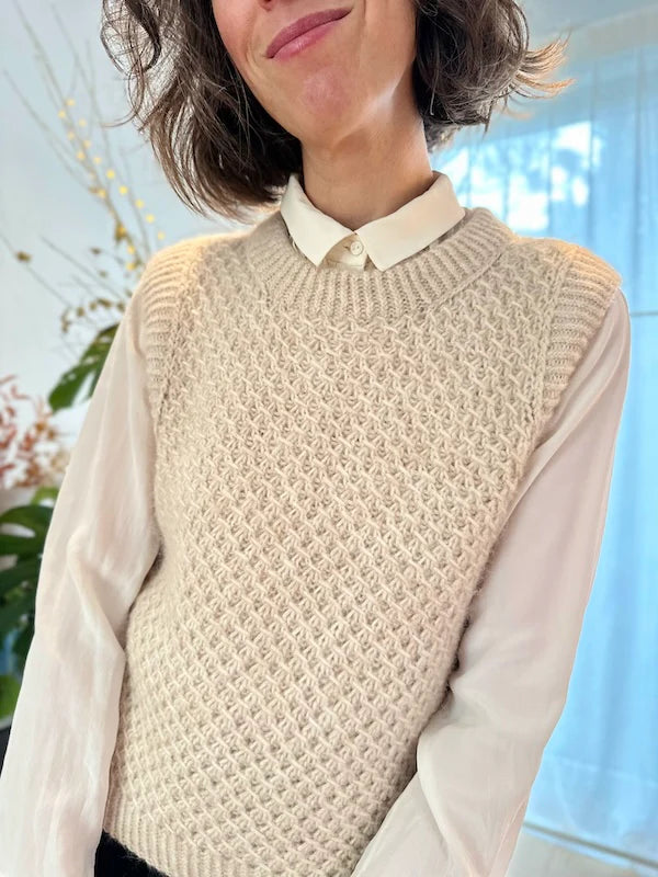GLORIA VEST (O-neck) - Adorable knits