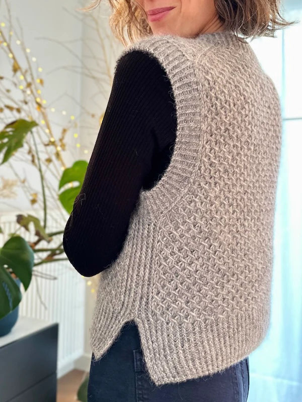 GLORIA VEST (O-neck) - Adorable knits