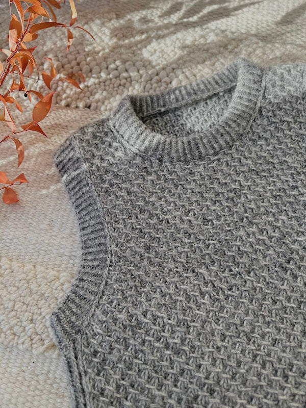 GLORIA VEST (O-neck) - Adorable knits