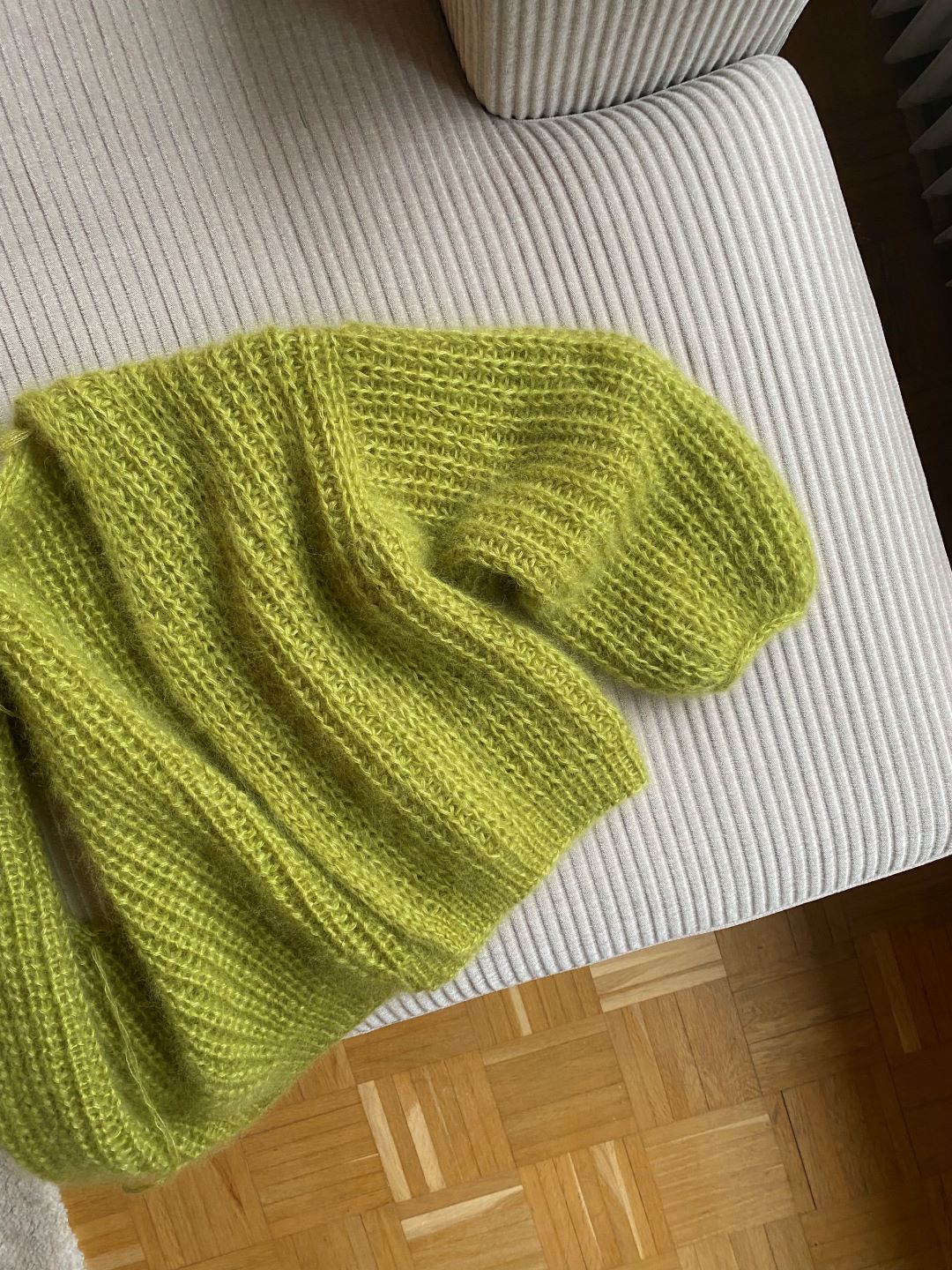 BIG JUNA CARDIGAN
