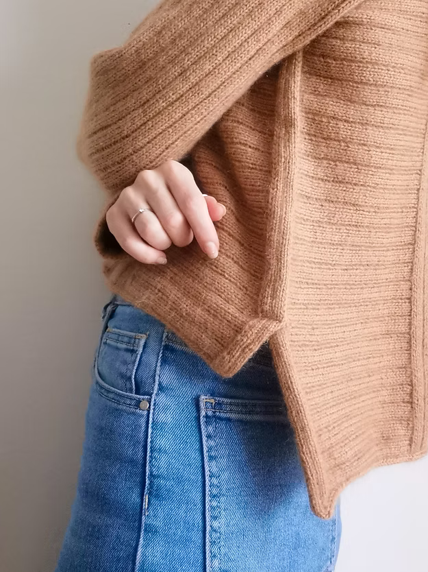 BASIC RIB SWEATER