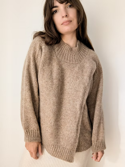 MOMS HUG SWEATER